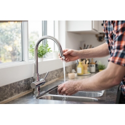 התקנת ברזי מטבח