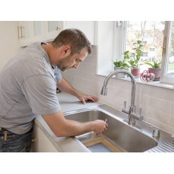 התקנת כיור מטבח